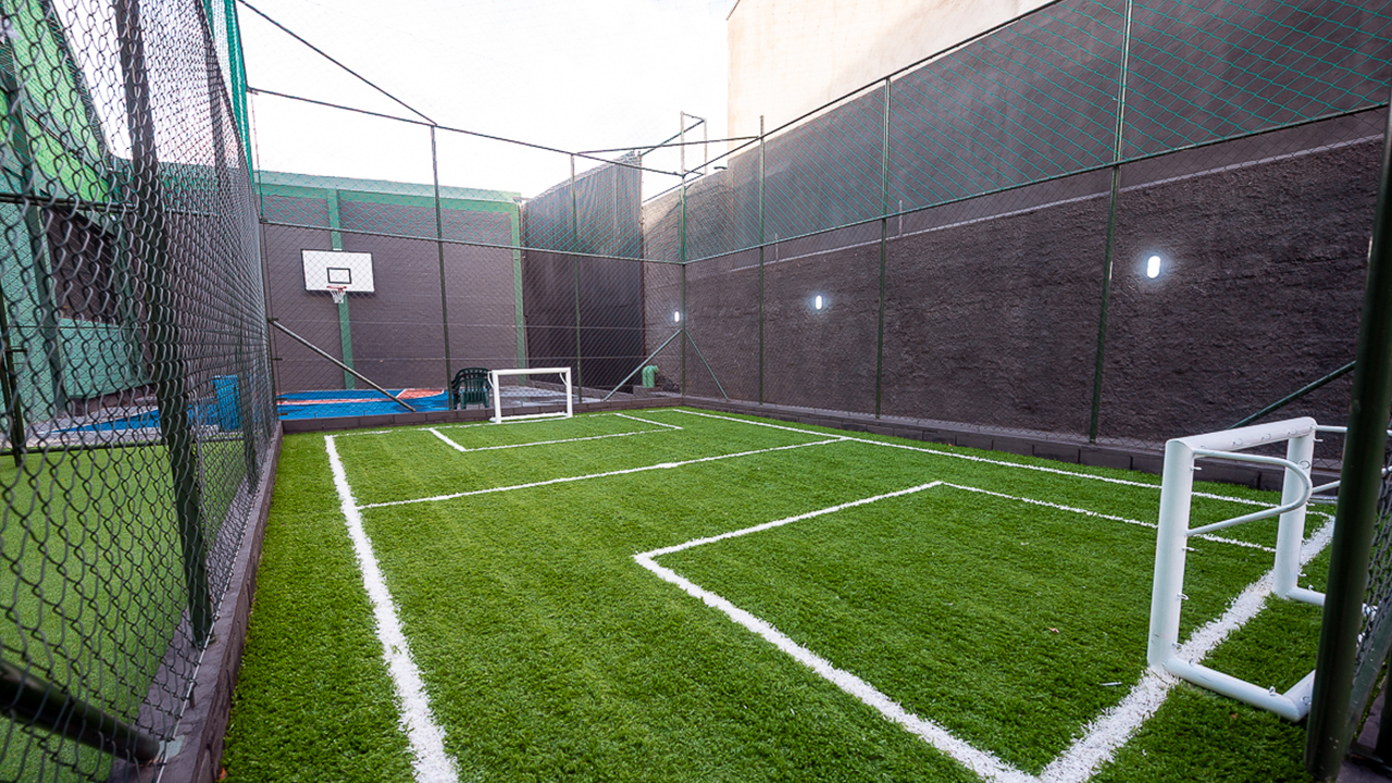 Campo de futebol sintético premium